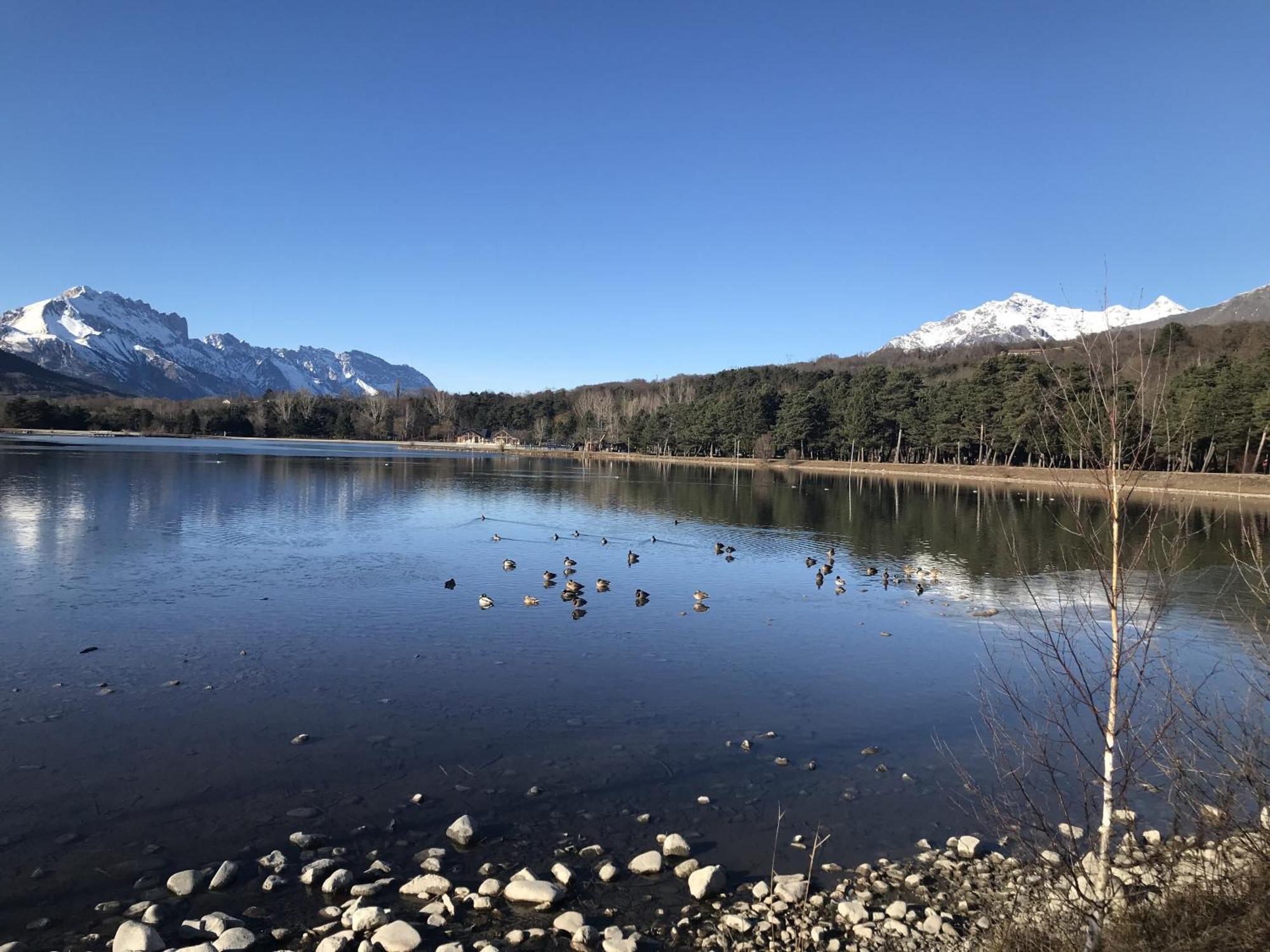 Le Rocher Des Ducs, Vue Sur Montagne, Abris Voitures Et Motos Le Glaizil Exteriör bild